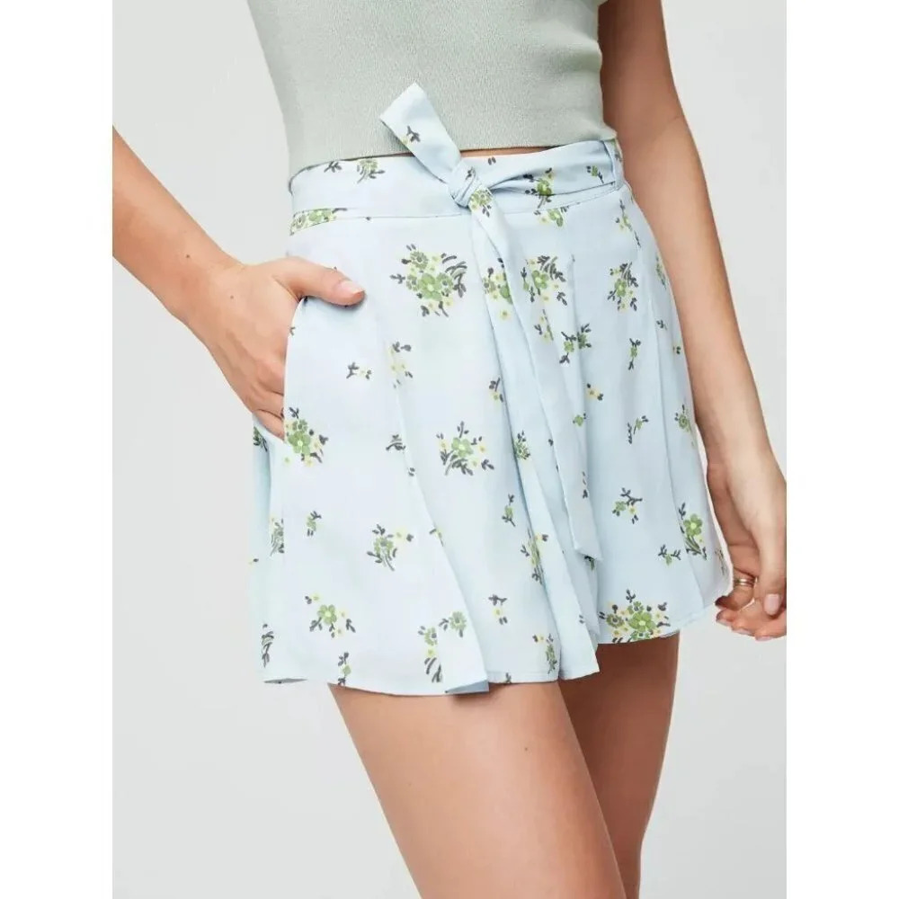 Aritzia Sunday Best  Floral Belt Flowy Light Blue Short